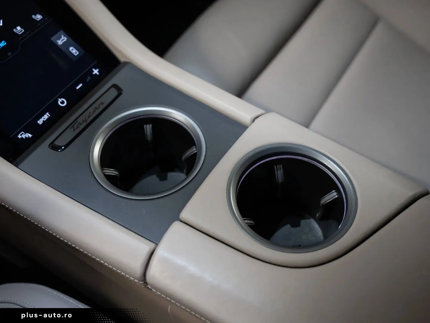 PORSCHE Taycan 4 Cross Turismo