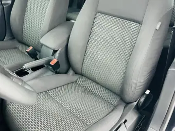 VOLKSWAGEN GOLF 2010 1.6D E5 Garantie 12 Luni Rate Avans 0 D