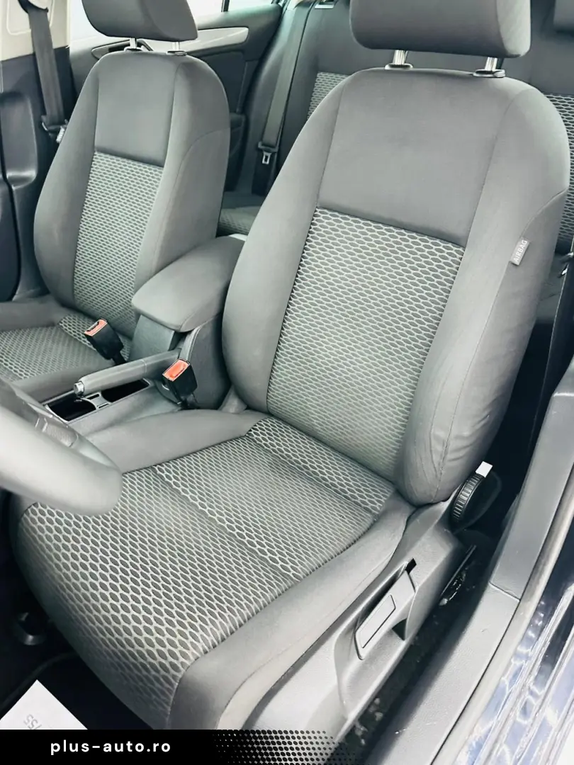 VOLKSWAGEN GOLF 2010 1.6D E5 Garantie 12 Luni Rate Avans 0 D