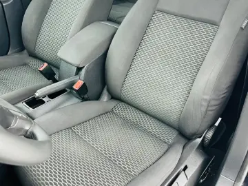 VOLKSWAGEN GOLF 2010 1.6D E5 Garantie 12 Luni Rate Avans 0 D