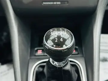 VOLKSWAGEN GOLF 2010 1.6D E5 Garantie 12 Luni Rate Avans 0 D