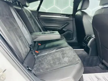 VOLKSWAGEN ARTEON 2017 2.0D E6 R-LINE Garantie 12 Luni Rate