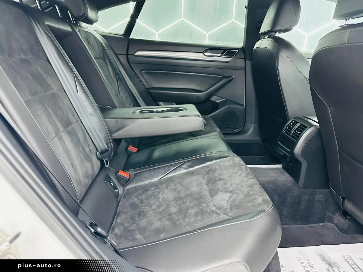 VOLKSWAGEN ARTEON 2017 2.0D E6 R-LINE Garantie 12 Luni Rate