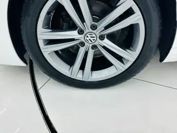 VOLKSWAGEN ARTEON 2017 2.0D E6 R-LINE Garantie 12 Luni Rate