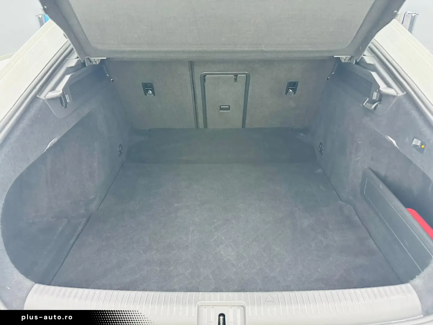 VOLKSWAGEN ARTEON 2017 2.0D E6 R-LINE Garantie 12 Luni Rate