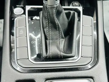 VOLKSWAGEN ARTEON 2017 2.0D E6 R-LINE Garantie 12 Luni Rate