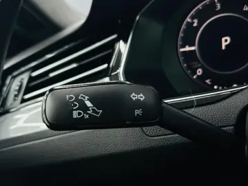 VOLKSWAGEN ARTEON 2017 2.0D E6 R-LINE Garantie 12 Luni Rate