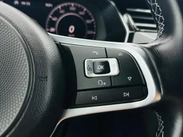 VOLKSWAGEN ARTEON 2017 2.0D E6 R-LINE Garantie 12 Luni Rate