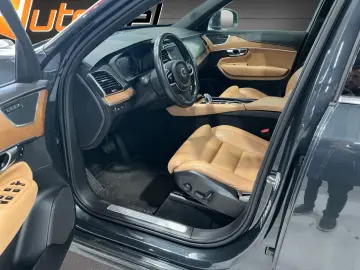 Volvo XC 90 T8