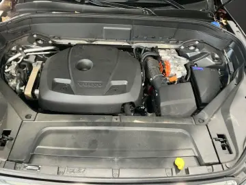 Volvo XC 90 T8