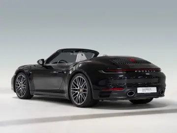 PORSCHE 992 Carrera 4 Cabriolet Abstandsregeltempostat