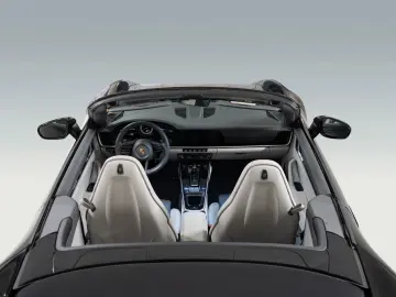 PORSCHE 992 Carrera 4 Cabriolet Abstandsregeltempostat