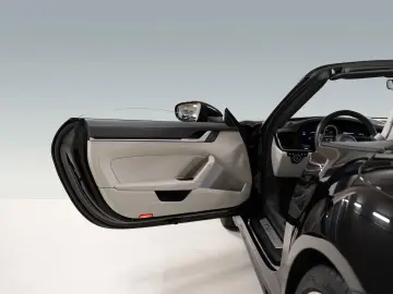 PORSCHE 992 Carrera 4 Cabriolet Abstandsregeltempostat