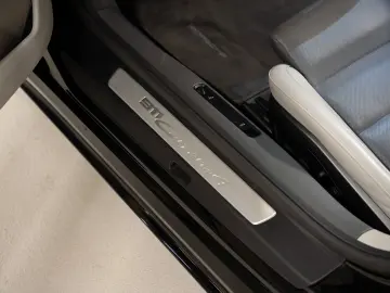 PORSCHE 992 Carrera 4 Cabriolet Abstandsregeltempostat