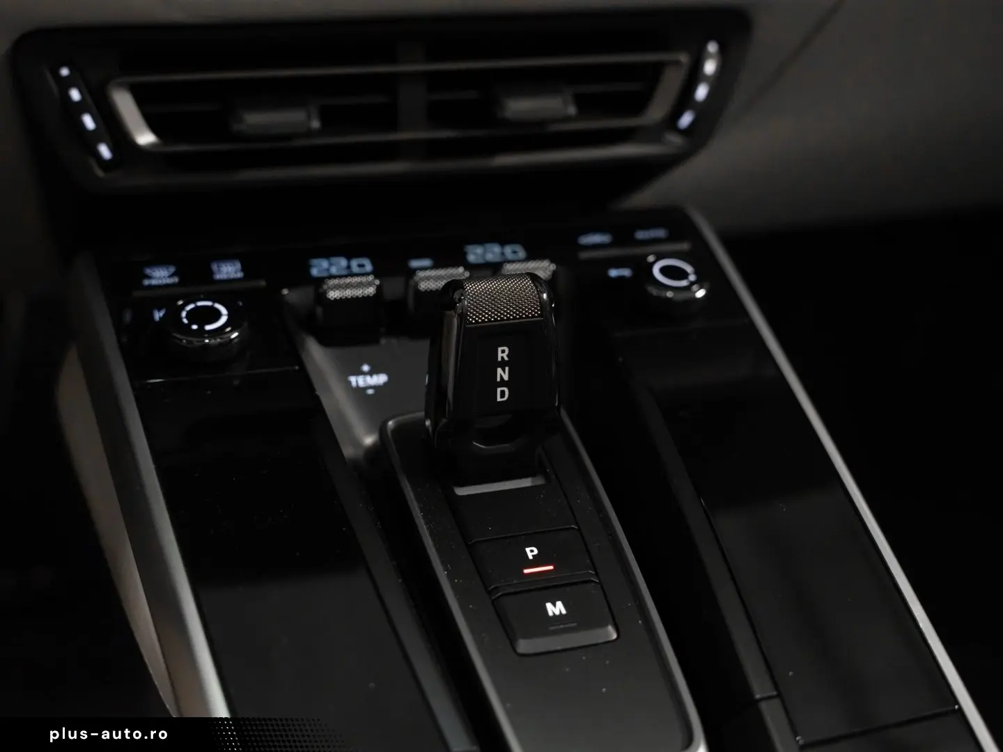 PORSCHE 992 Carrera 4 Cabriolet Abstandsregeltempostat