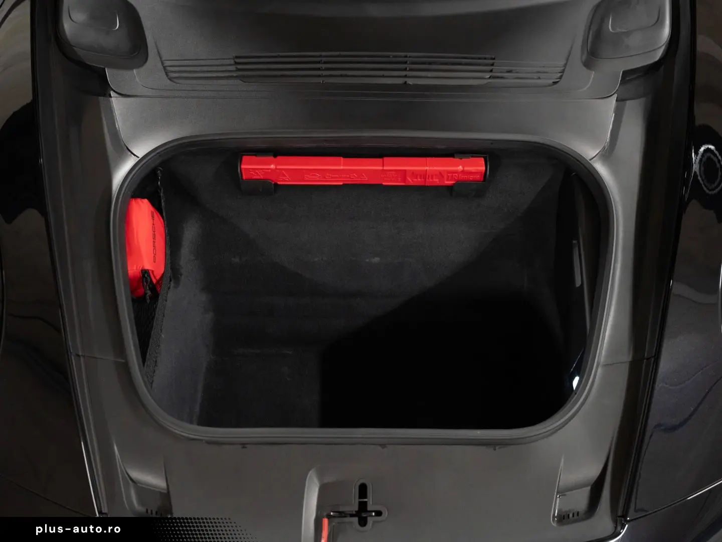 PORSCHE 992 Carrera 4 Cabriolet Abstandsregeltempostat