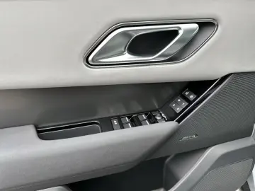 Land Rover Range Rover Velar P400e Dynamic SE