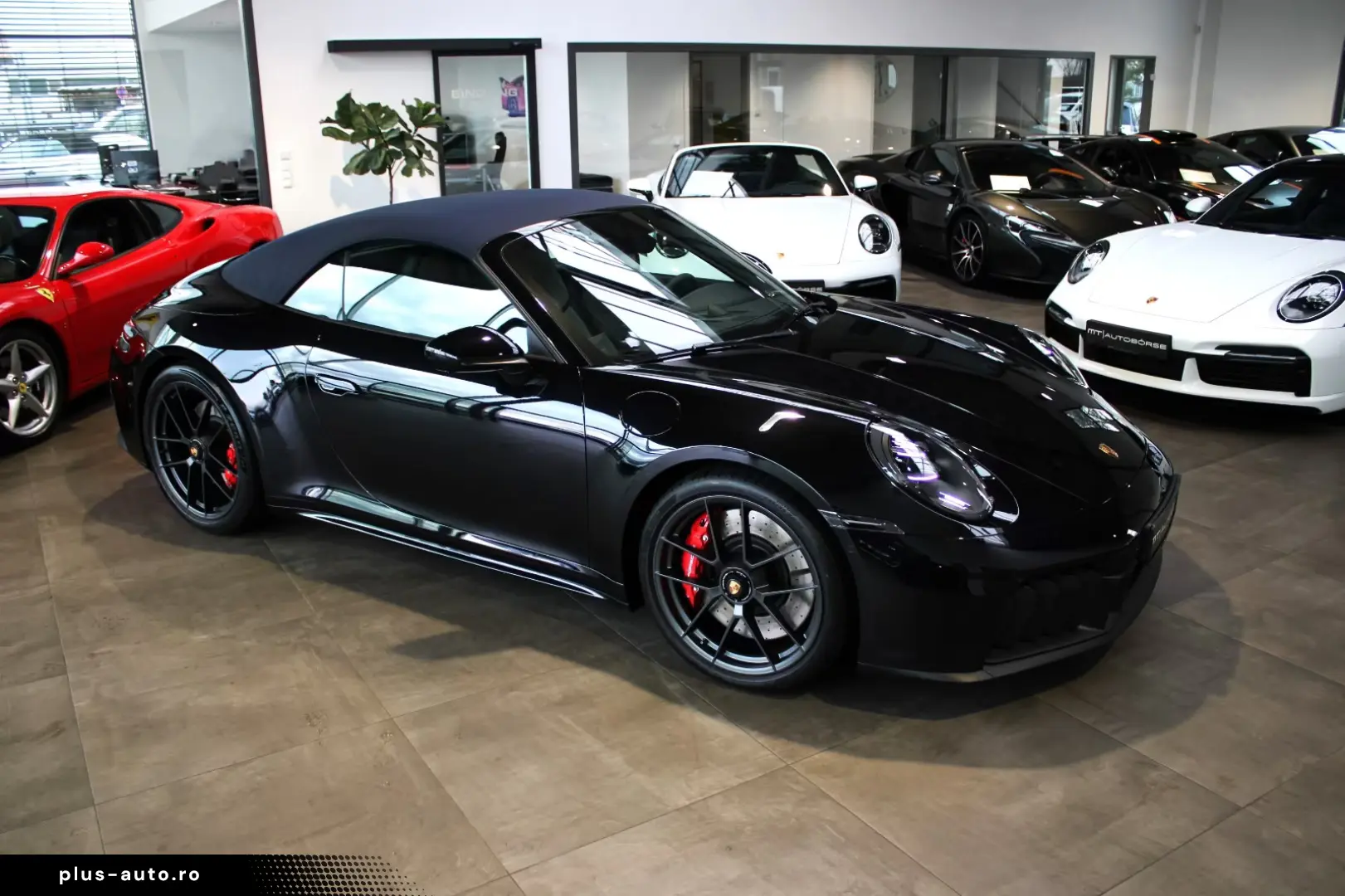 Porsche 992 911 CARRERA GTS T-HYBRID CABRIO E