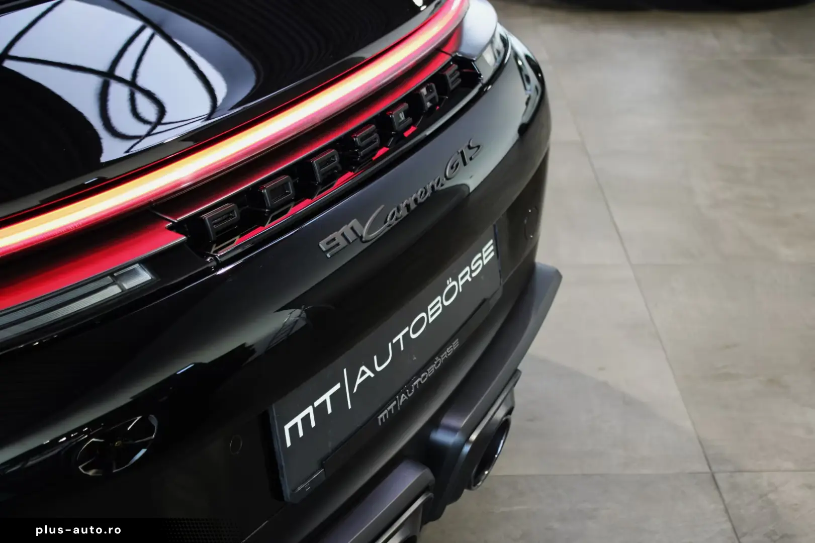 Porsche 992 911 CARRERA GTS T-HYBRID CABRIO E