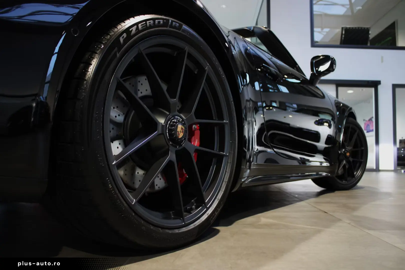 Porsche 992 911 CARRERA GTS T-HYBRID CABRIO E