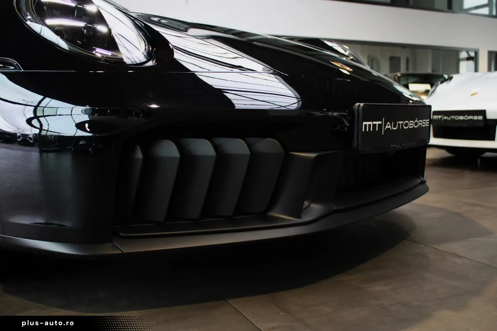 Porsche 992 911 CARRERA GTS T-HYBRID CABRIO E