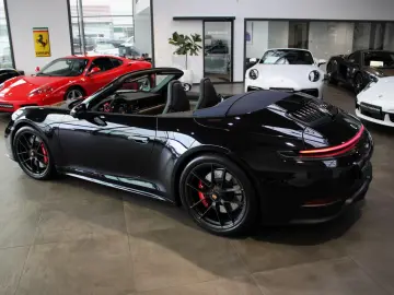 Porsche 992 911 CARRERA GTS T-HYBRID CABRIO E