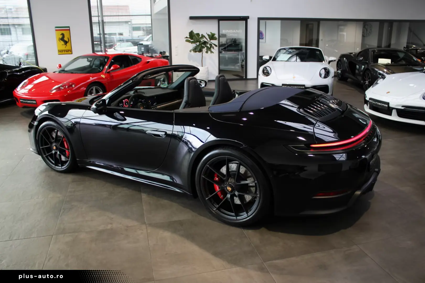 Porsche 992 911 CARRERA GTS T-HYBRID CABRIO E