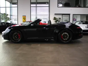 Porsche 992 911 CARRERA GTS T-HYBRID CABRIO E