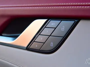 PORSCHE 911 Turbo S Cabriolet  Exlcusive Manufaktur