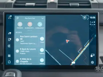 Land Rover Defender 110 S D200 Air Suspension ACC 360