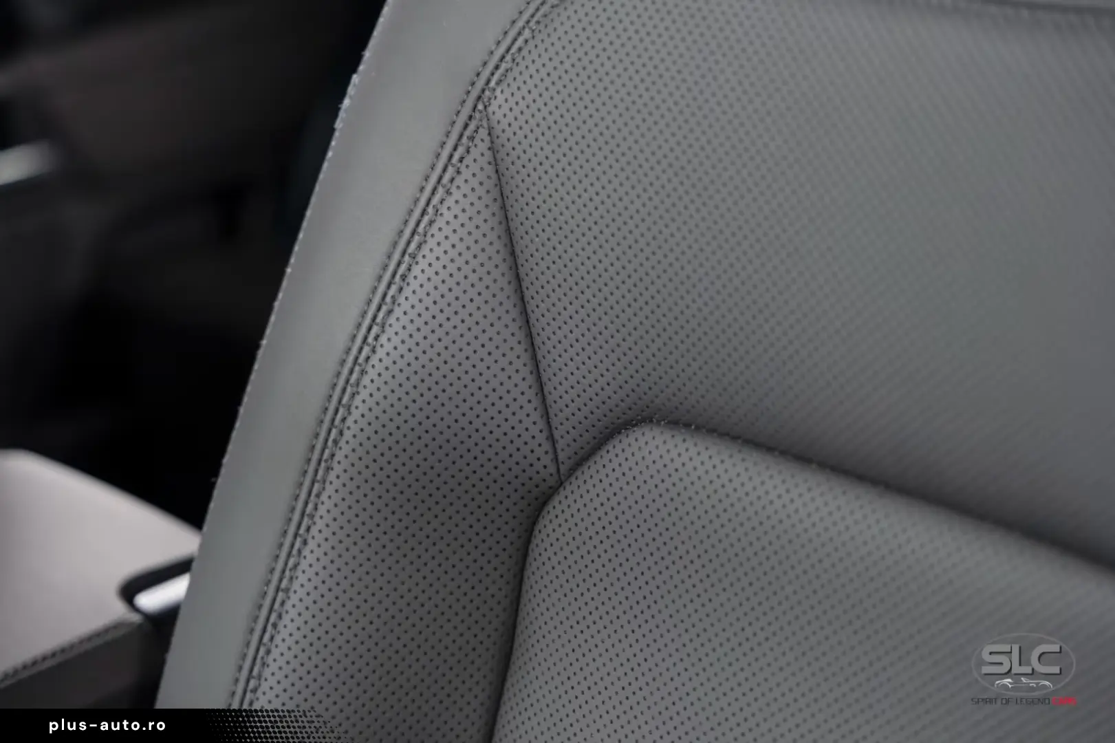 Land Rover Defender 110 S D200 Air Suspension ACC 360