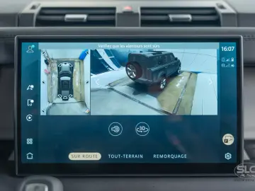 Land Rover Defender 110 S D200 Air Suspension ACC 360