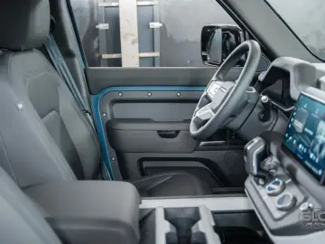 Land Rover Defender 110 S D200 Air Suspension ACC 360