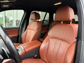 BMW X5 xDr30d MSp Laser 360  DAProf VentilatedS HUD