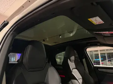 Porsche Cayenne Coupe Platinum Edition APPROVED