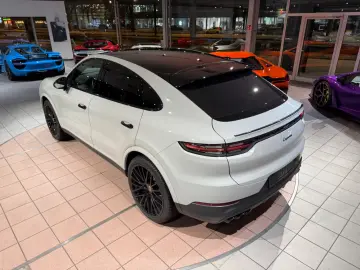 Porsche Cayenne Coupe Platinum Edition APPROVED