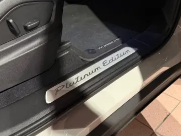 Porsche Cayenne Coupe Platinum Edition APPROVED