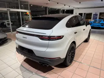 Porsche Cayenne Coupe Platinum Edition APPROVED