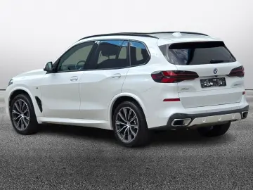 BMW X5 30d xDrive M SPORT Ventil ACC HUD 360 H&K