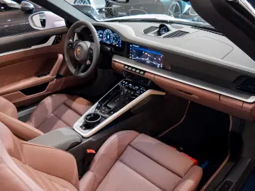 Porsche 992 .2 CARRERA CABRIOLET