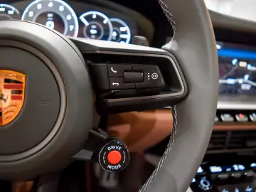 Porsche 992 .2 CARRERA CABRIOLET