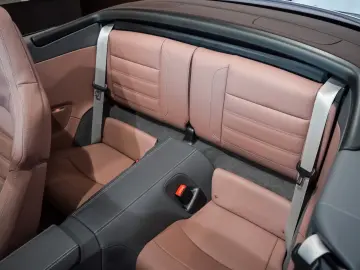 Porsche 992 .2 CARRERA CABRIOLET