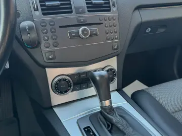 Mercedes-Benz C200 2009