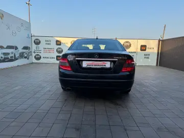 Mercedes-Benz C200 2009