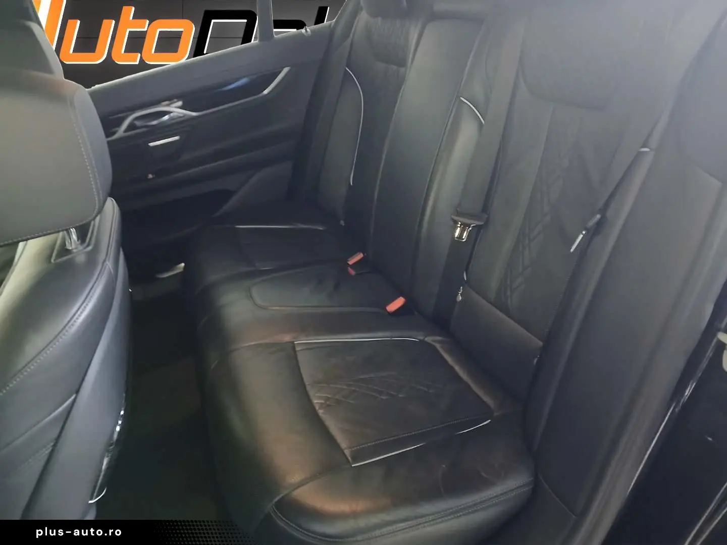 BMW Seria 7 740d xDrive Sport-Automatic