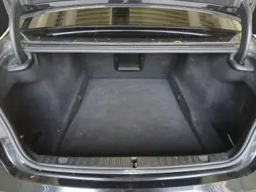 BMW Seria 7 740d xDrive Sport-Automatic