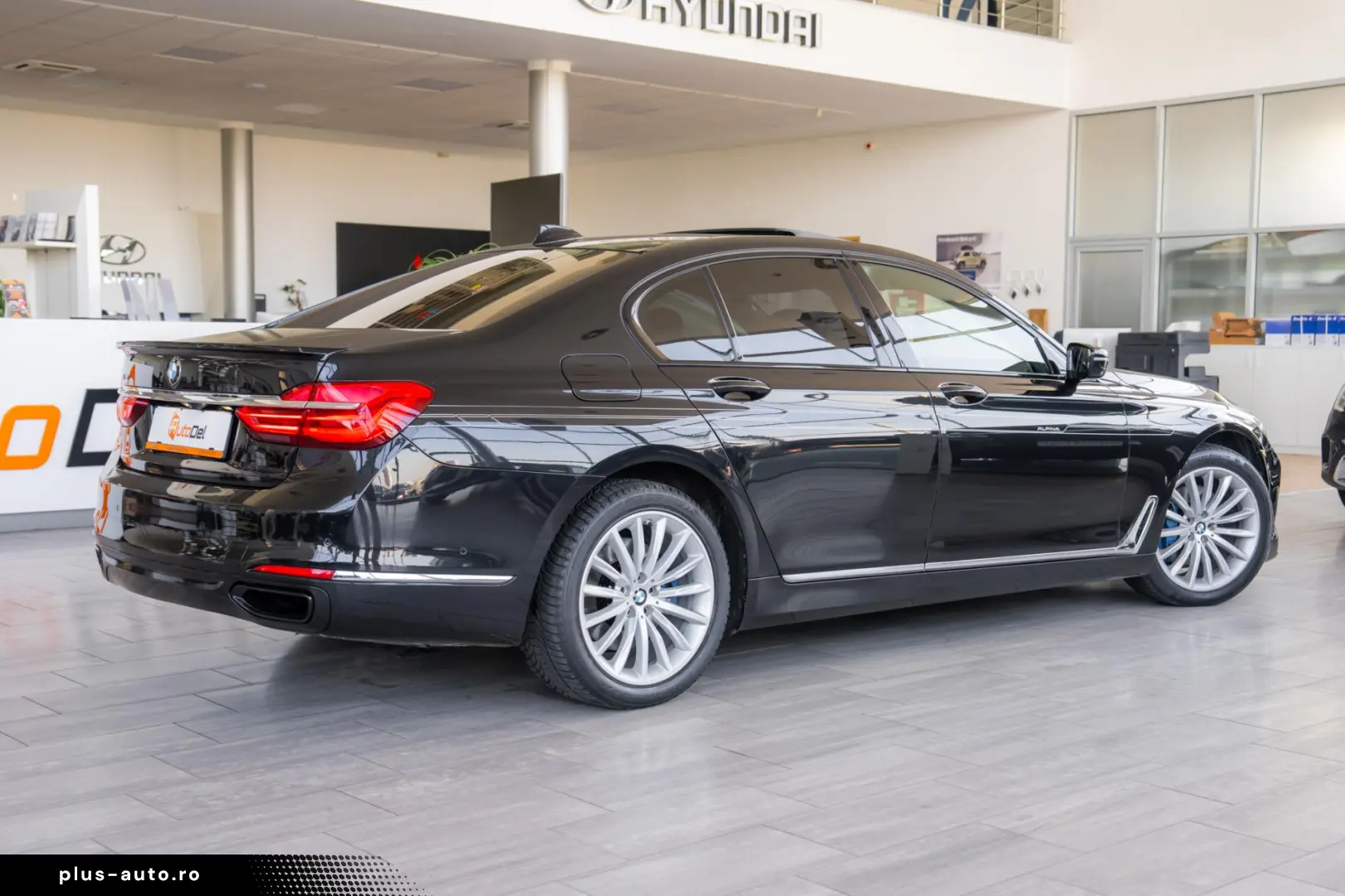 BMW Seria 7 740d xDrive Sport-Automatic