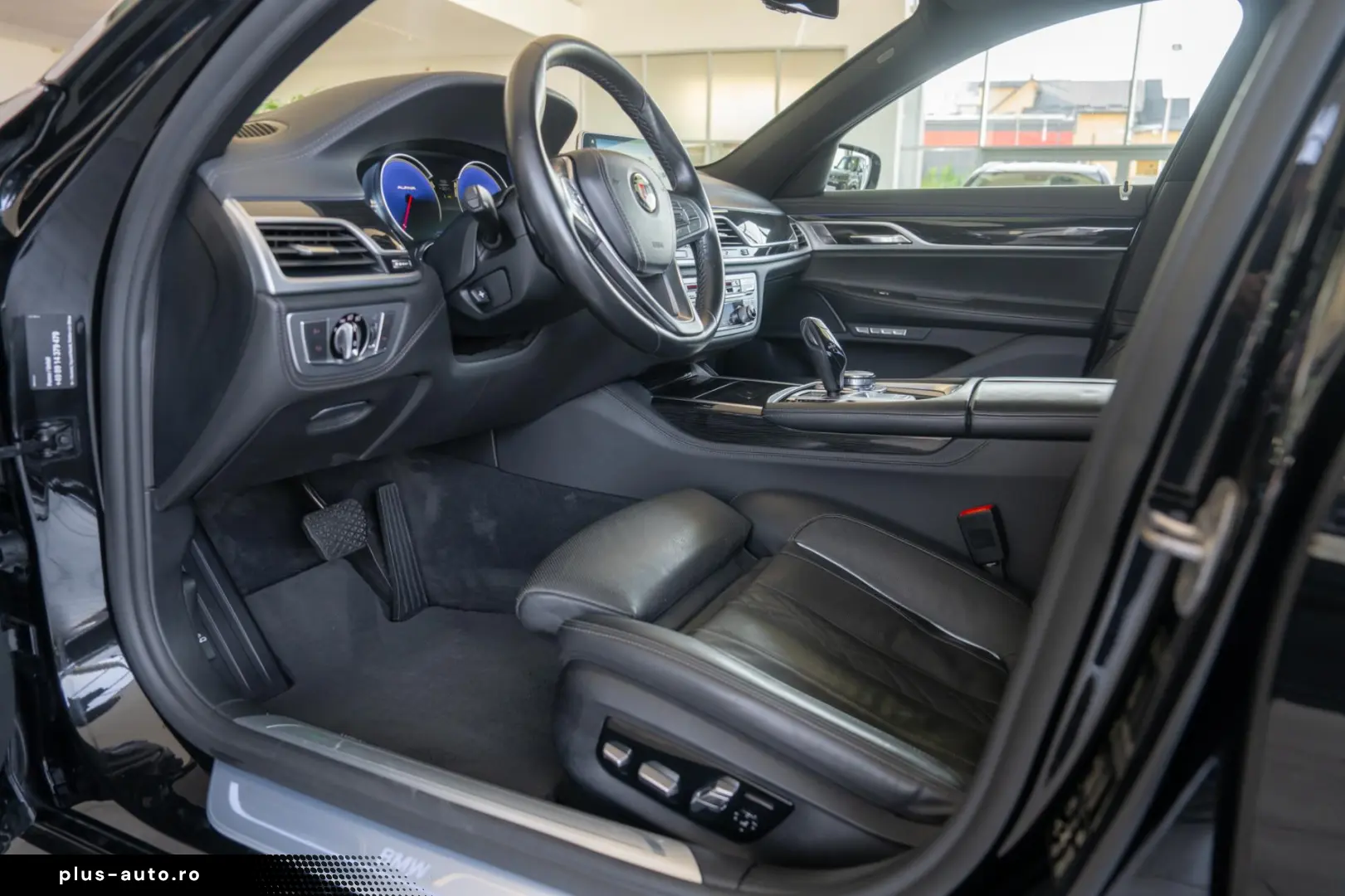 BMW Seria 7 740d xDrive Sport-Automatic