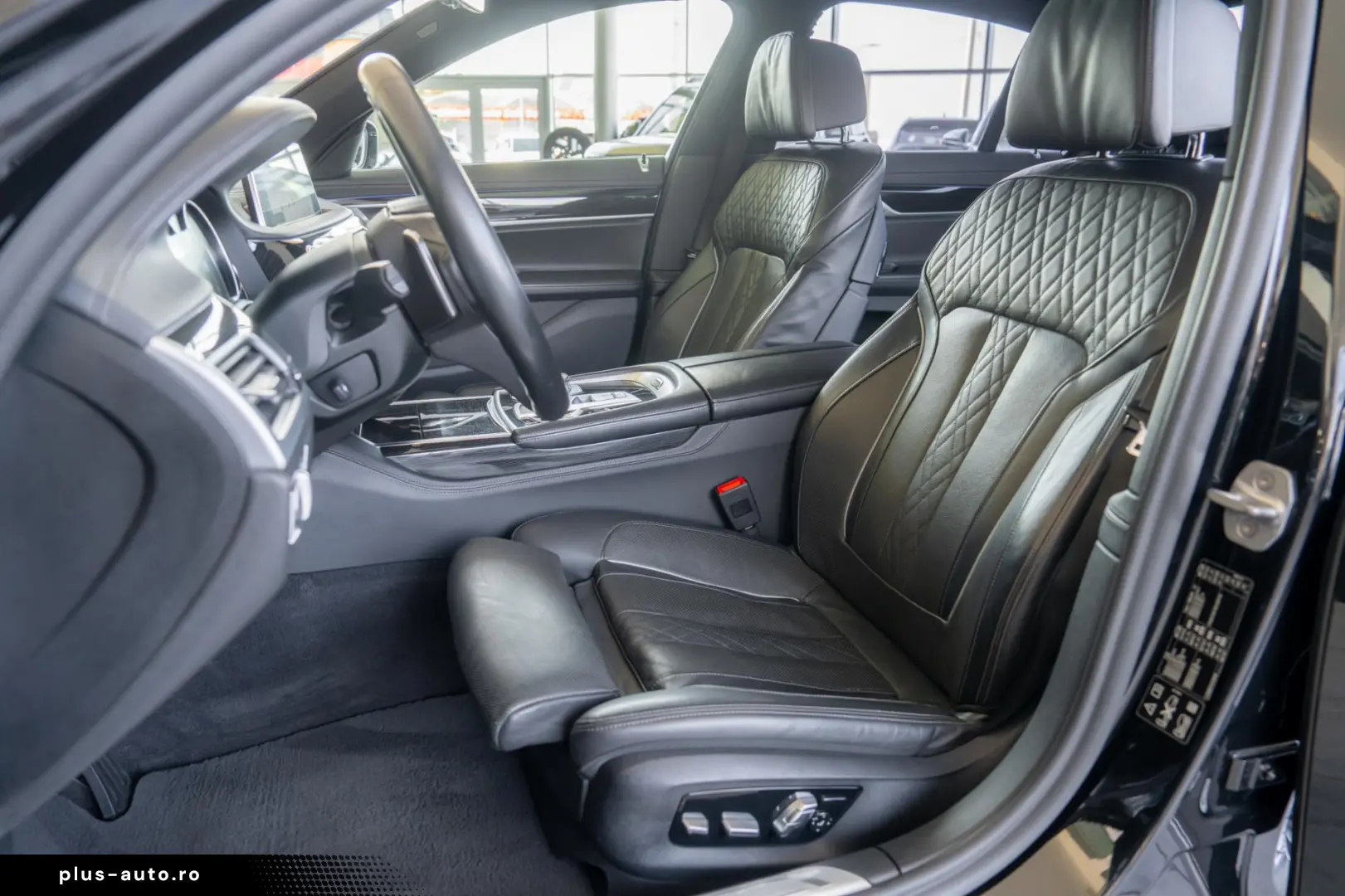 BMW Seria 7 740d xDrive Sport-Automatic