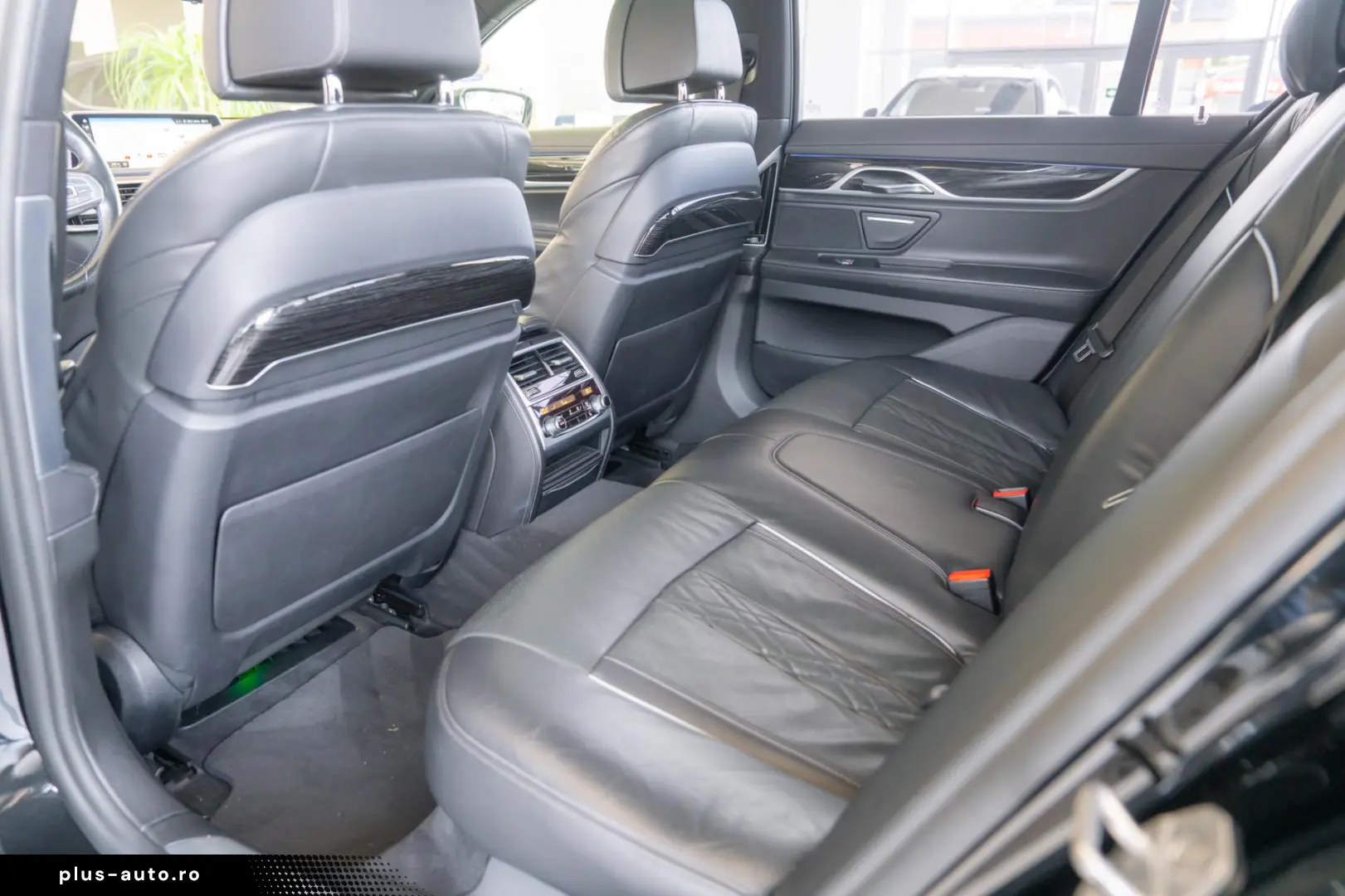 BMW Seria 7 740d xDrive Sport-Automatic